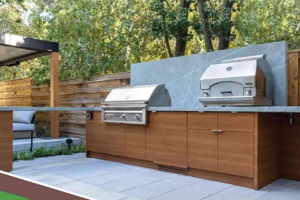 Outdoor Kitchen